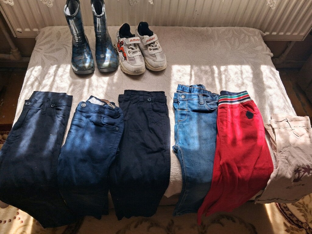 erkek çocuk kıyafetleri bot ve spor ayakkabı numaraları resimde mevcut - 6