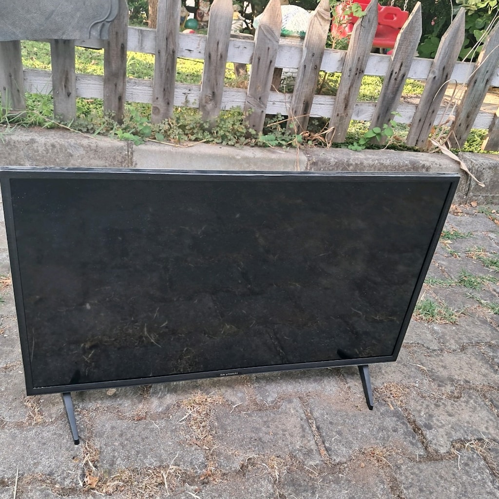 Skytech 32"HD LED TV SLT-3235T - 3