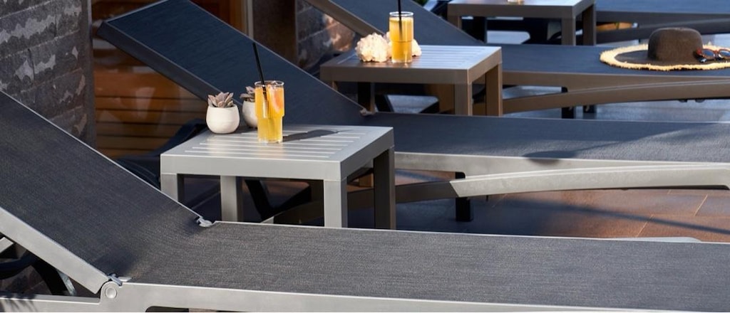 Siesta Ocean Side Table - 2