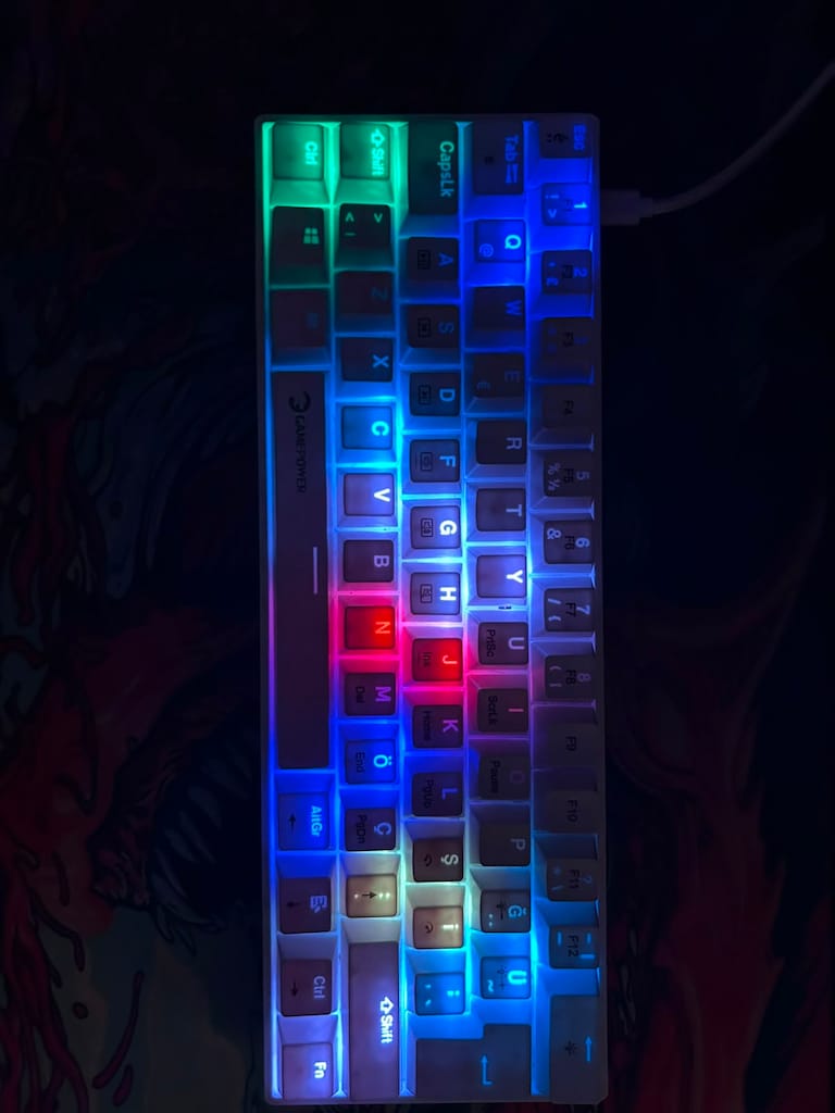 2.5 Yıl Garantili GamePower Lyra %60 RGB Mekanik Klavye - 7