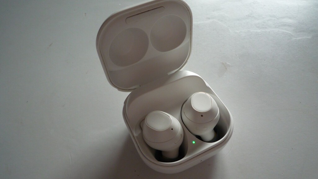 Samsung Galaxy Buds FE Tam Kablosuz Bluetooth Kulaklık - 2