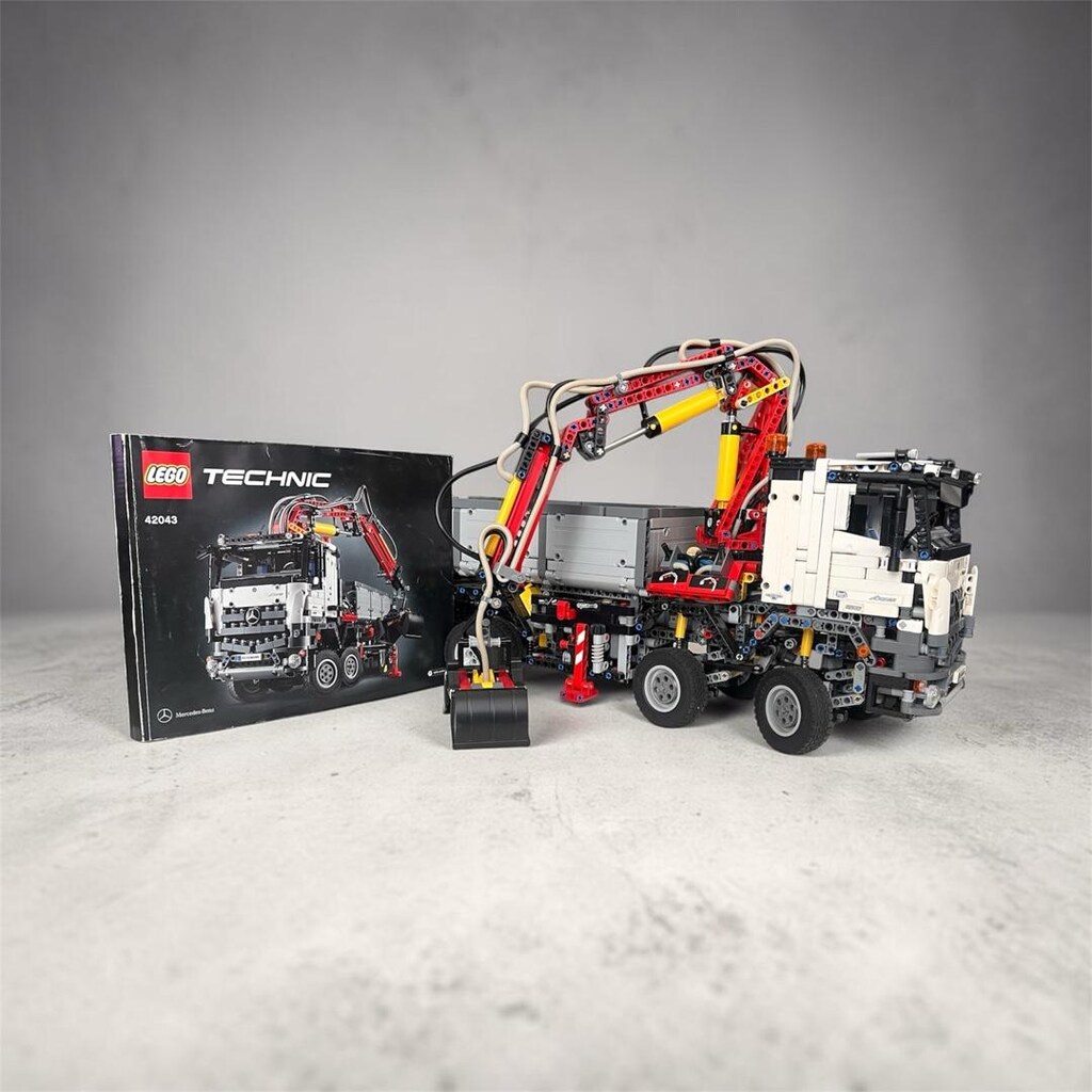 LEGO Technic 42043 Mercedes-Benz Arocs 3245 – Eksiksiz / Koleksiyonluk - 3