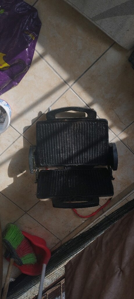 TOST MAKİNESİ - 4