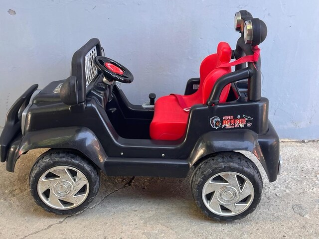 tertemiz akülü jeep tertemiz