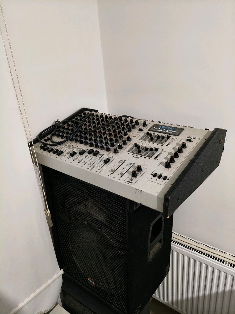 saund 2x250 çift ekolayzer çok güçlü amfi ve,iki adet hoparlör - 7