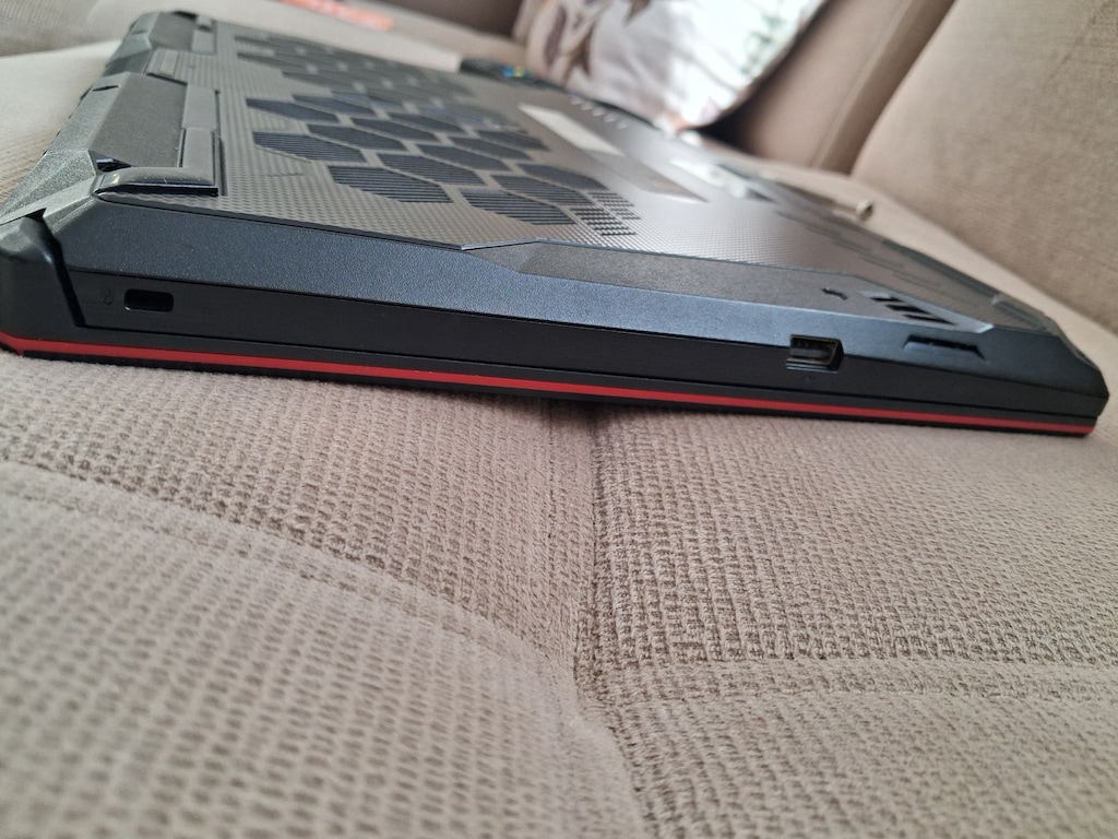 Anakartı Arızalı ASUS F15 FX506LHB-HN345W - 3