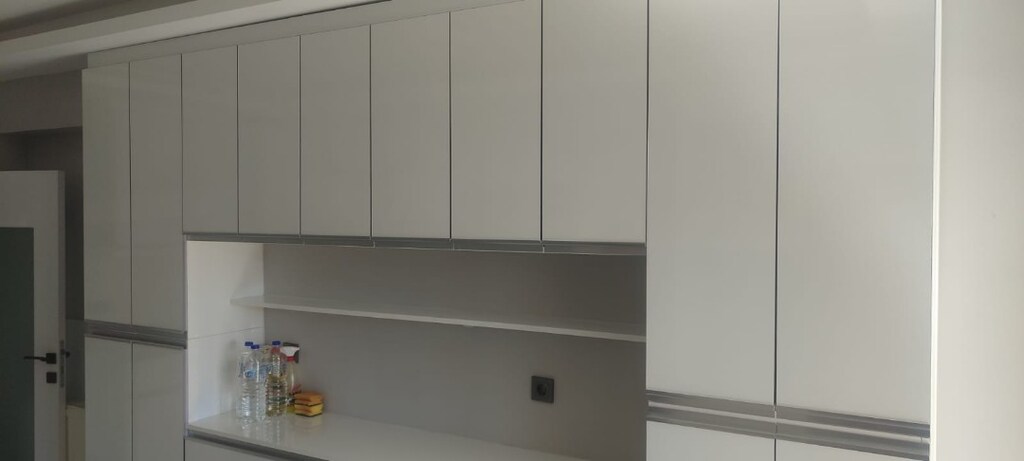 highgloss kapak mutfak dolabı örnek - 3