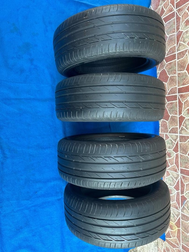 225 50 17 BİRİDGESTONE T001 RFT PATLAMAYAN LASTIK SIFIR GİBİ. LASTİKLE - 12
