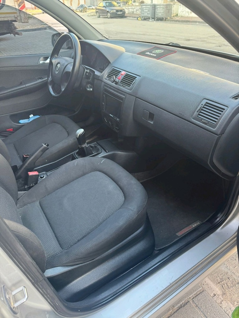 SKODA FABIA 1.4 2008 LPG - 5