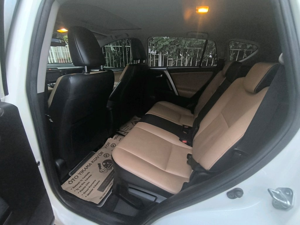 Sahibinden Rav4 Hybrid Otomatik Premium Plus - 14