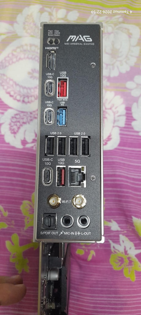 MSI B850 Tomahawk MAX WİFİ AMD DDR5 AM5 Anakart - 5