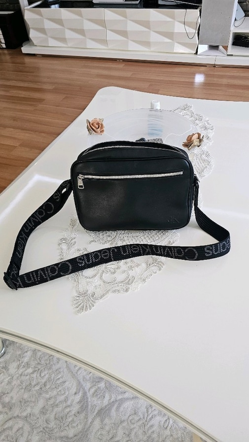 calvin klein çanta