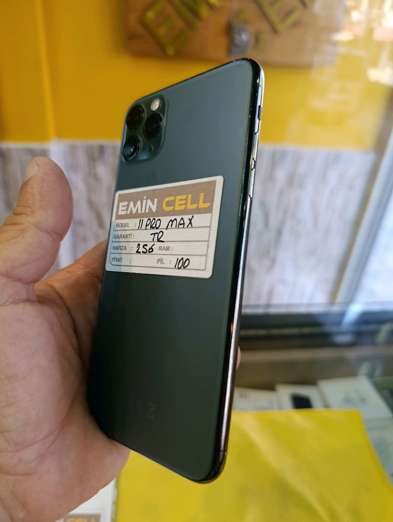 iPhone 11 pro max TR 256 GB - 3