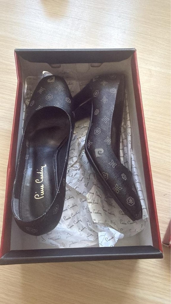 6 çift ayakkabı crocs, Skechers ve Pierre Cardin ayakkabı sıfır - 3
