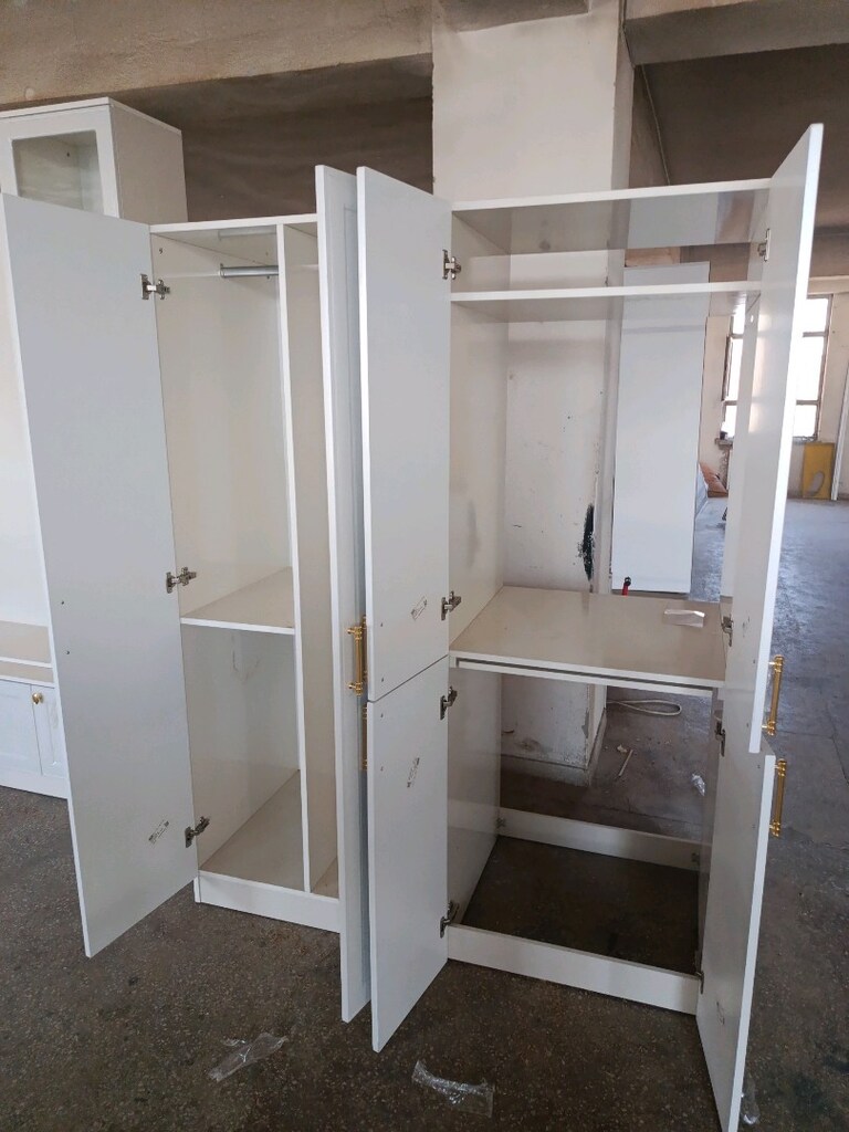 çok amaçlı çamaşır makınesı ve vestıyer olarak kullanılma - 4