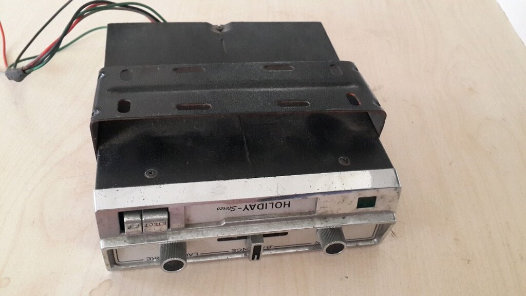 Klasik krom kaset çalar 84 yıllık resmen bi çınar gibi isteyene - 7