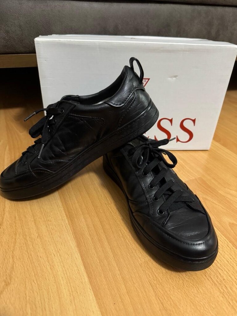 Guess sneaker ayakkabı