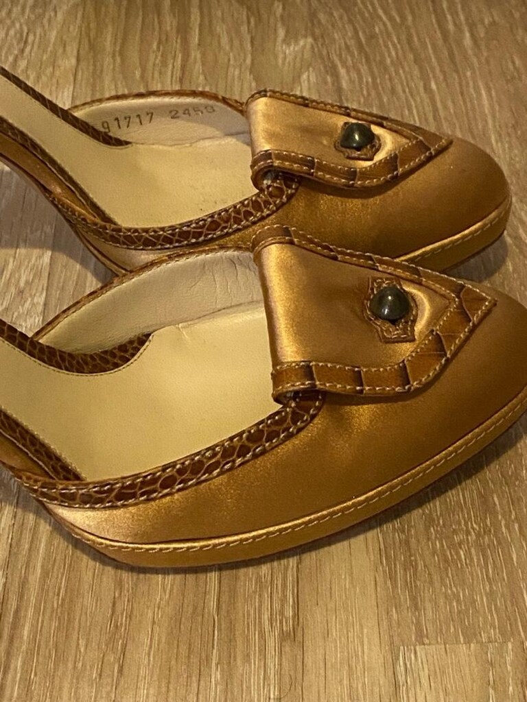 Orjinal HUGO BOSS Topuklu Deri Ayakkabı - 25