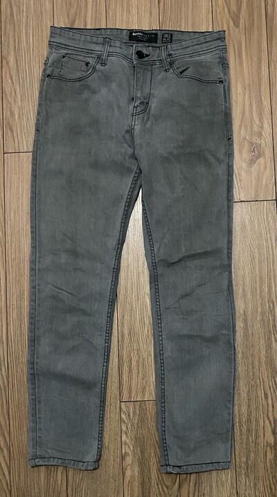 Bershka Gri renk, regular fit kesim, Erkek denim kot pantolo