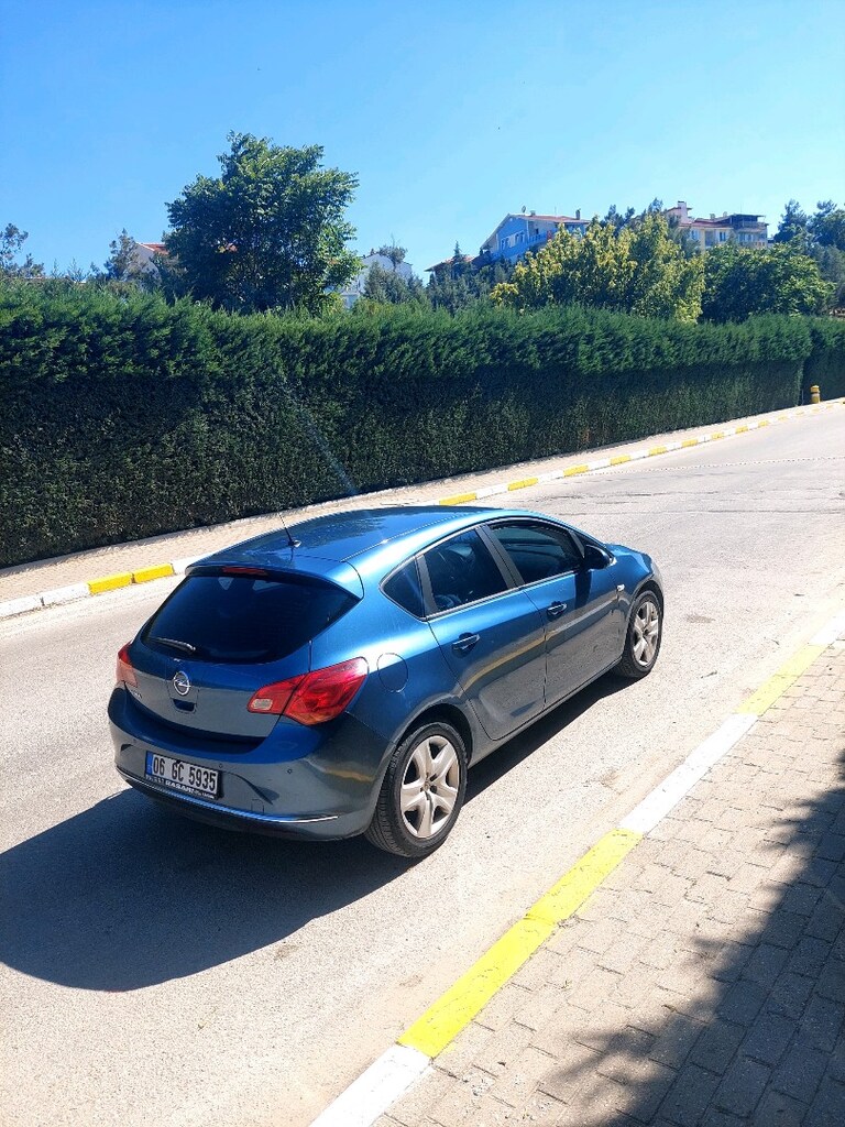 SAHİBİNDEN SATILIK 2014 MODEL HATASIZ ORİJİNAL ASTRA - 10