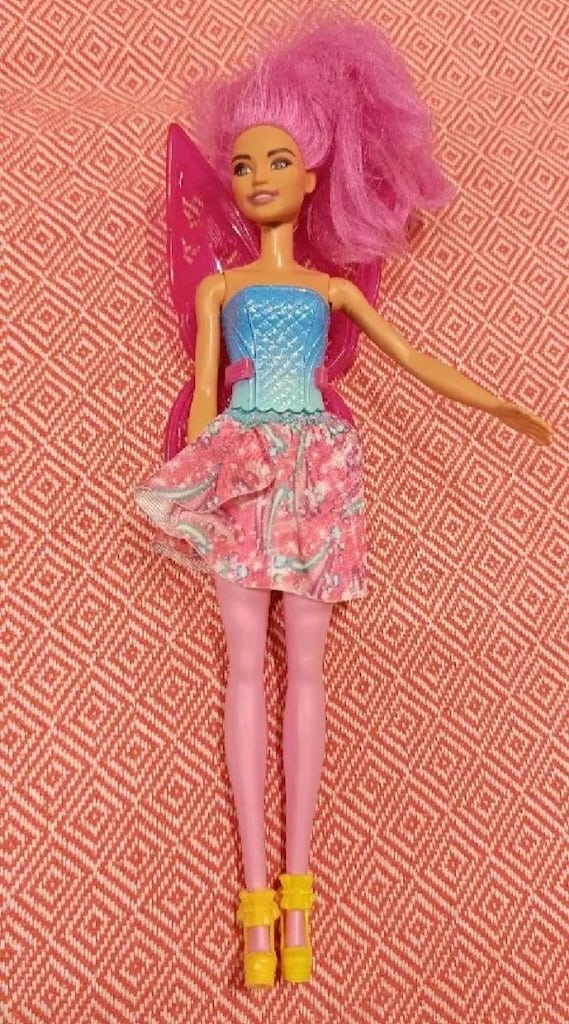 Barbie bebek ve unicornlar - 13