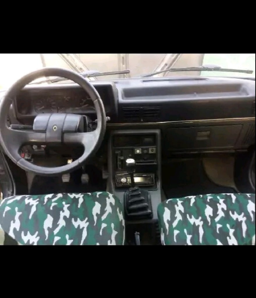 ACİLL SATILIK 95 RENAULT SPRİNG 1.4 - 2