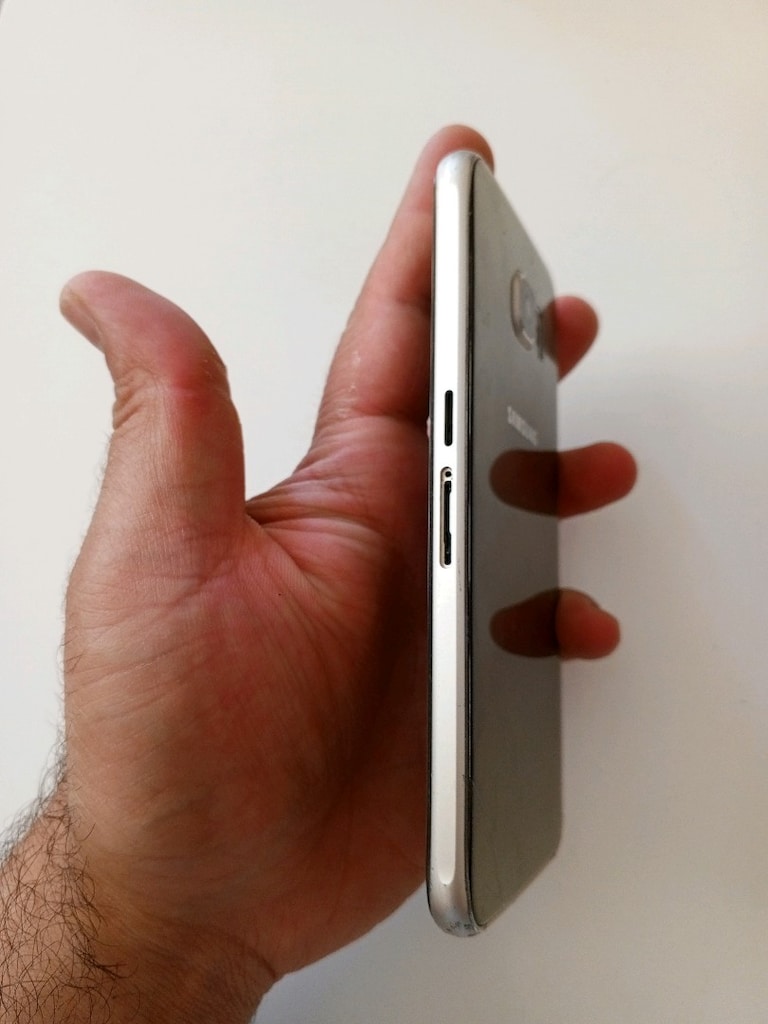 Samsung Galaxy S6 (SM-G920FQ) - 3