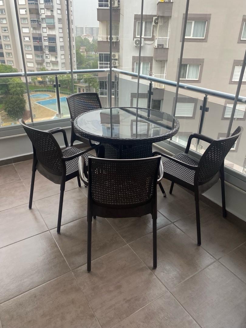 bahaus dan aldım 4 sandalye takım satılık bu fiyata kacmaz - 2