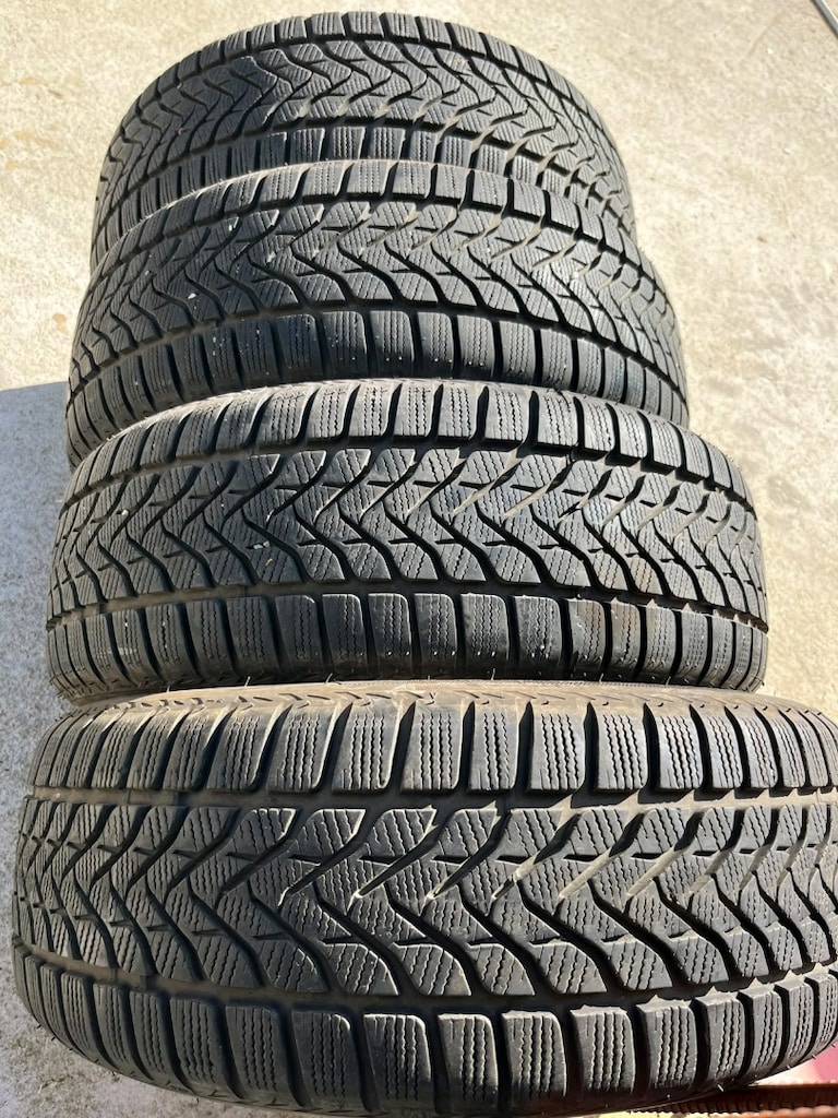 205 55 17 Lassa kışlık lastik takımı sıfır gibi - 3