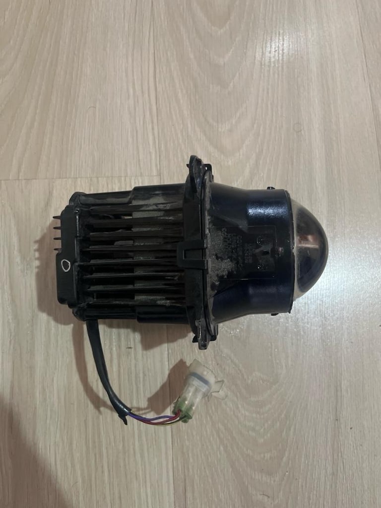 BAJAJ N 250 FAR MERCEĞİ ÖN FAR