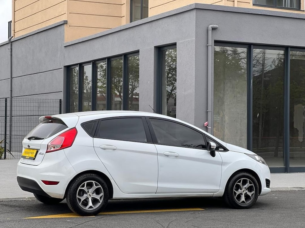 ford fiesta 1.5 tdci trend x - 9