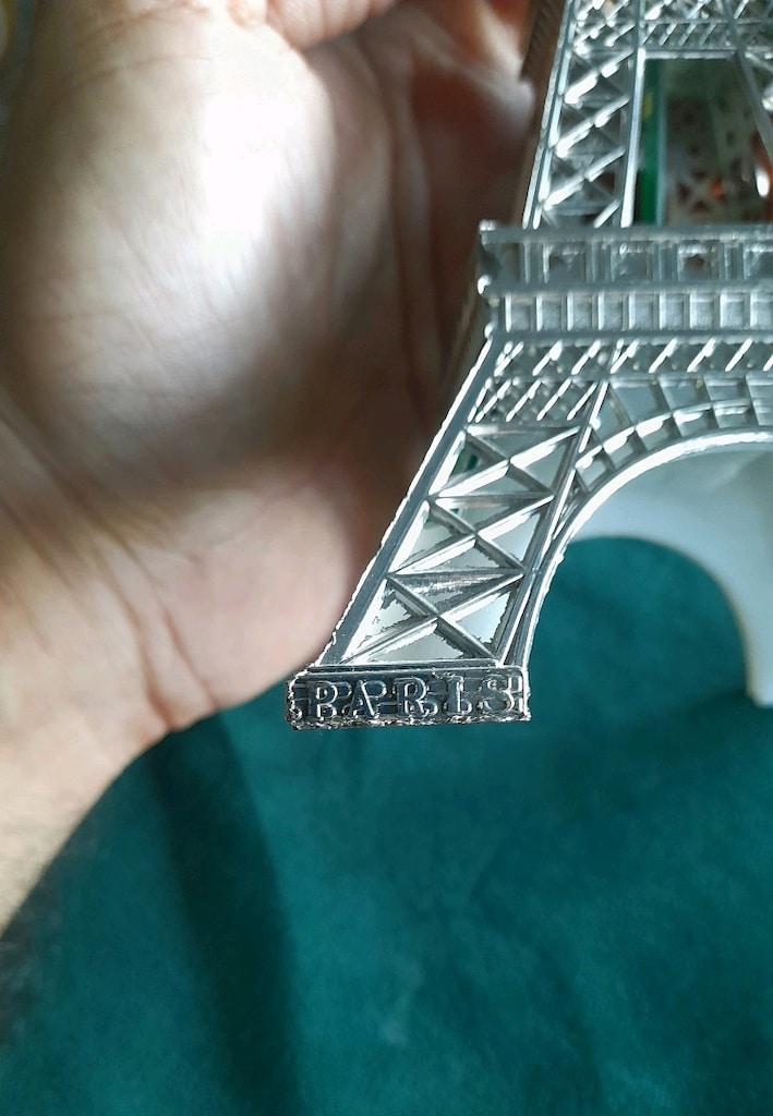 Led ışıklı Eyfel kulesi - 8
