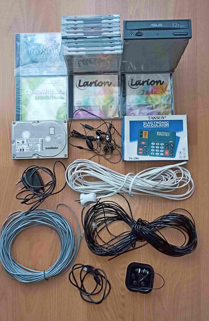 Bilgisayar Elektrik Telefon Malzeme Kutusu - Açıklamada İçerik - 3