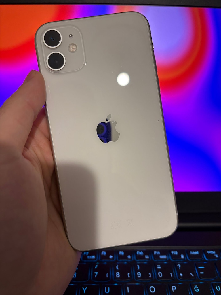 iPhone 11 Türkiye 64GB Beyaz Sahibinden Temiz (2. El) - 2