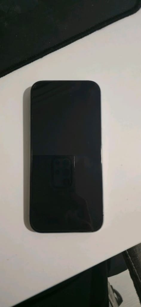 iPhone 15 pro Yd - 2