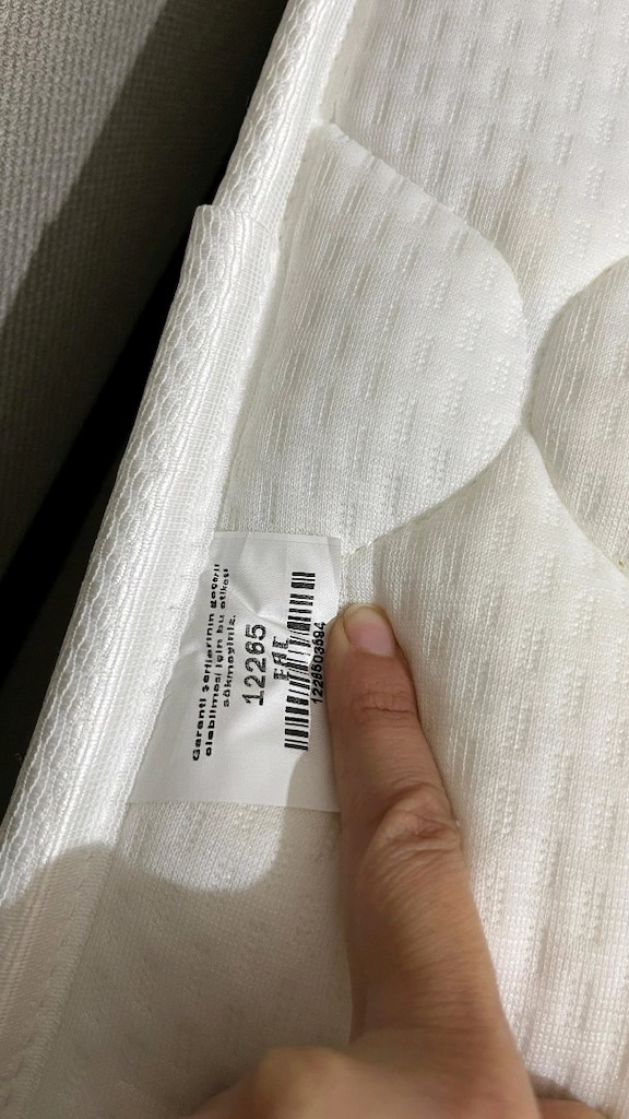 Acilll! Deformesiz daha bir yıllık çift kişilik yaylı yatak - 6
