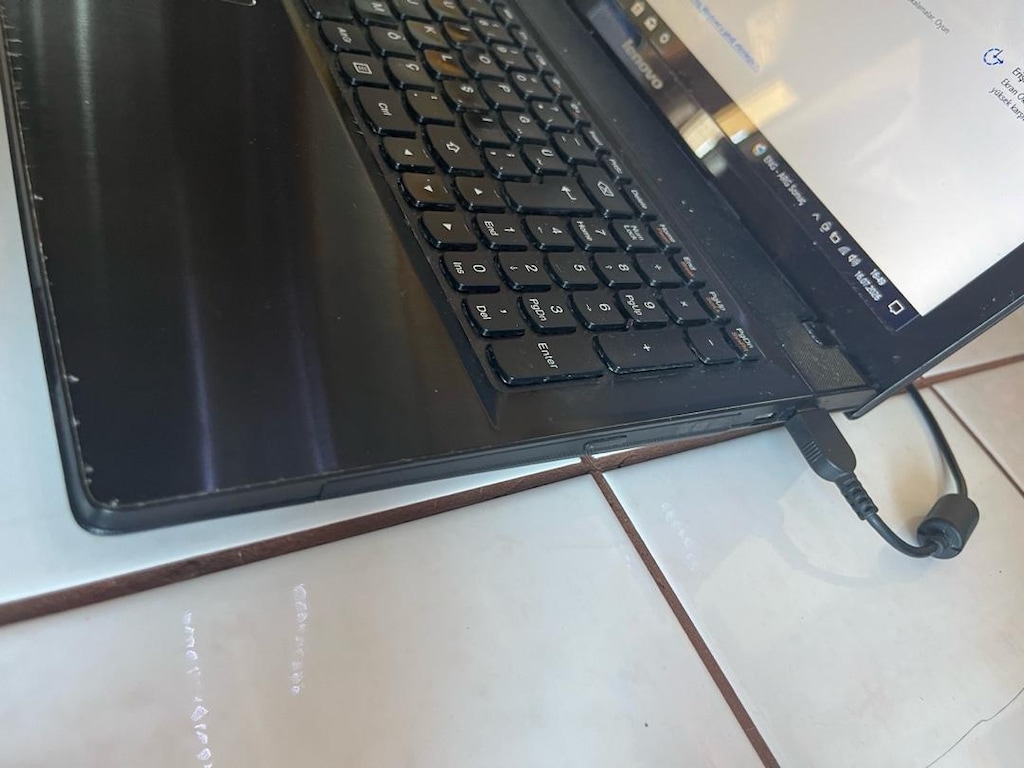 Lenovo G5000 Dizüstü Laptop - 9