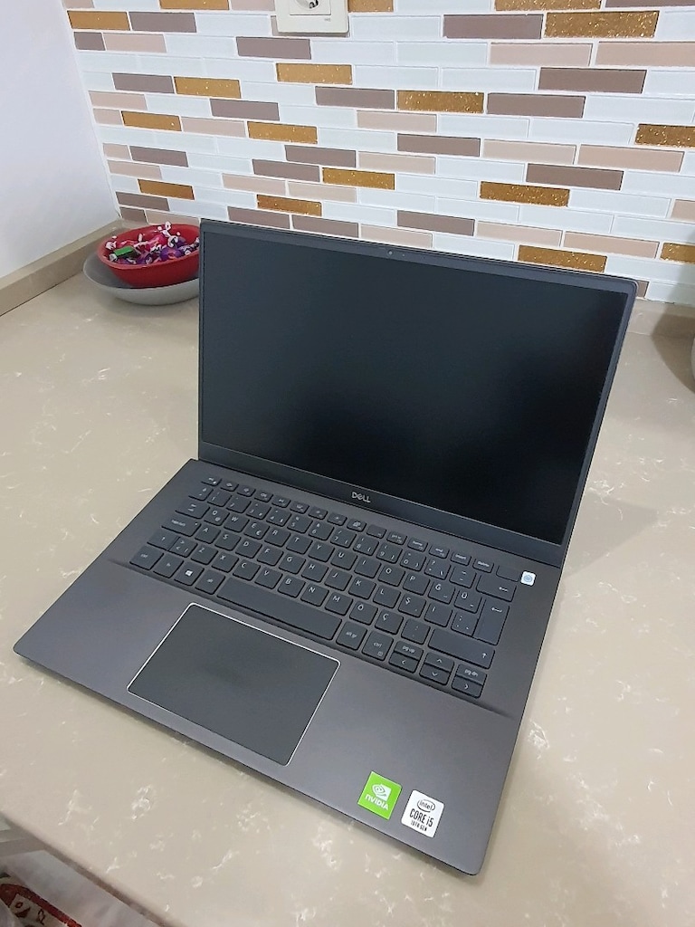 Dell Vostro 5401 | i5 10.Nesil | 16 GB RAM | NVIDIA Ekran Kartlı - 14