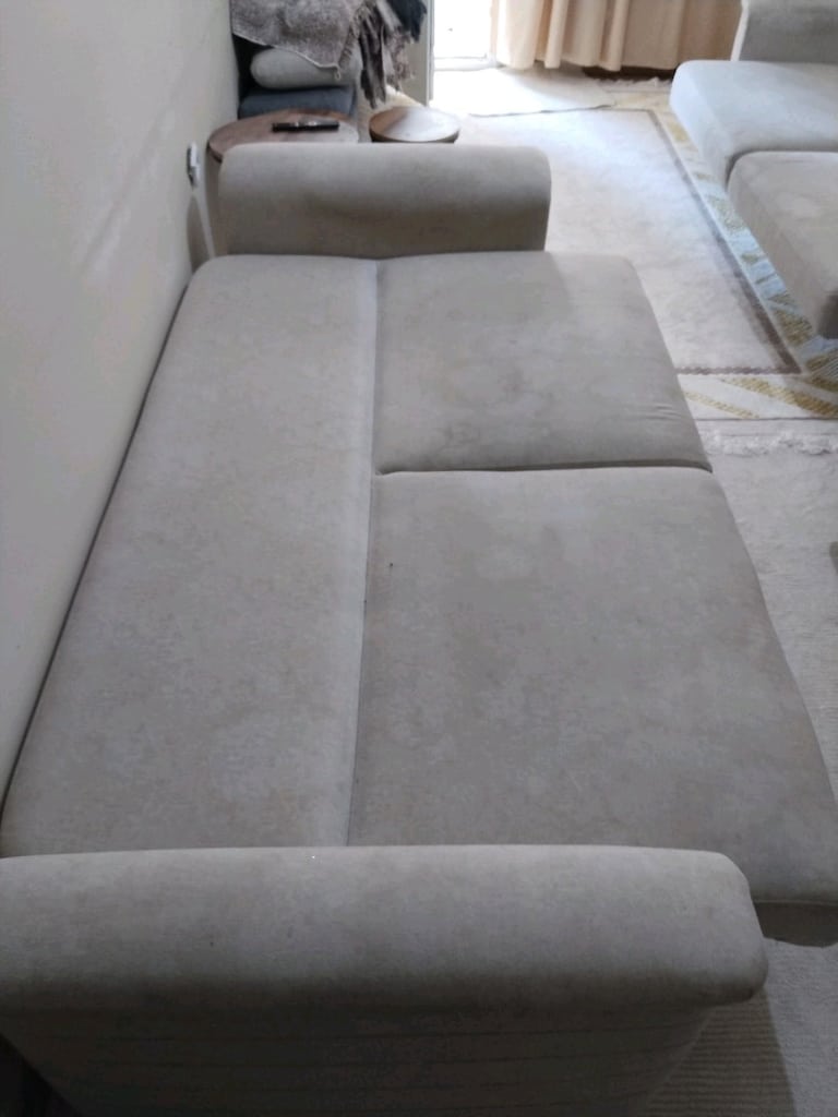 koltuk takımı 3adet üçlü tene 2500 hepsini alana 5bin TL yer Buca - 7