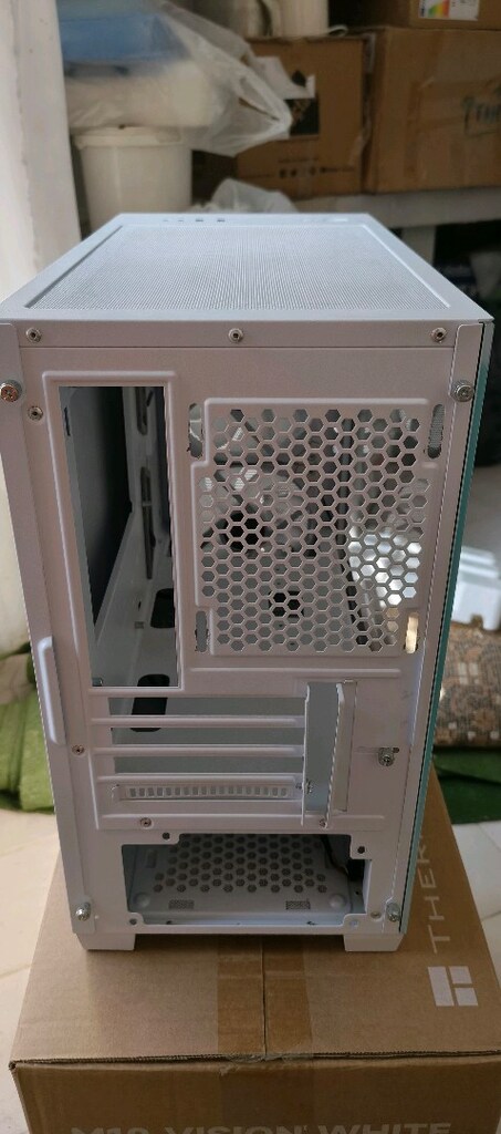 Lian Li Kasa ve Power 700Watt Gold Power Supply - 3