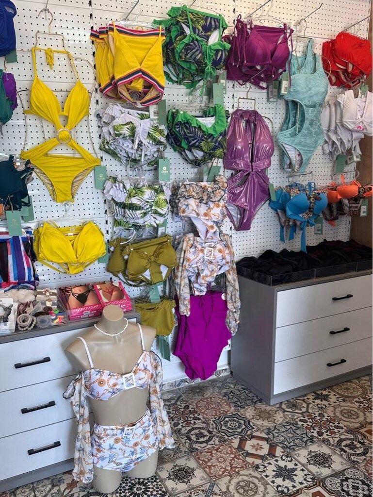 Komple Butik Mağaza Raf ve Teşhir Sistemi | Mankenler | Askılıklar - 3