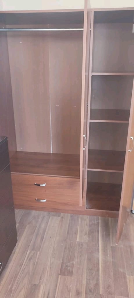 acil 5 parça eşya kanepe elbise dolap. TV ünitesi ve 5 çekmeceli konso - 3