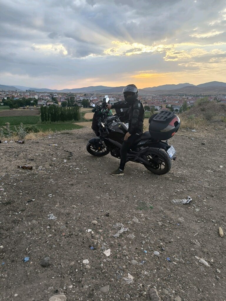 dominar D 400 - 4