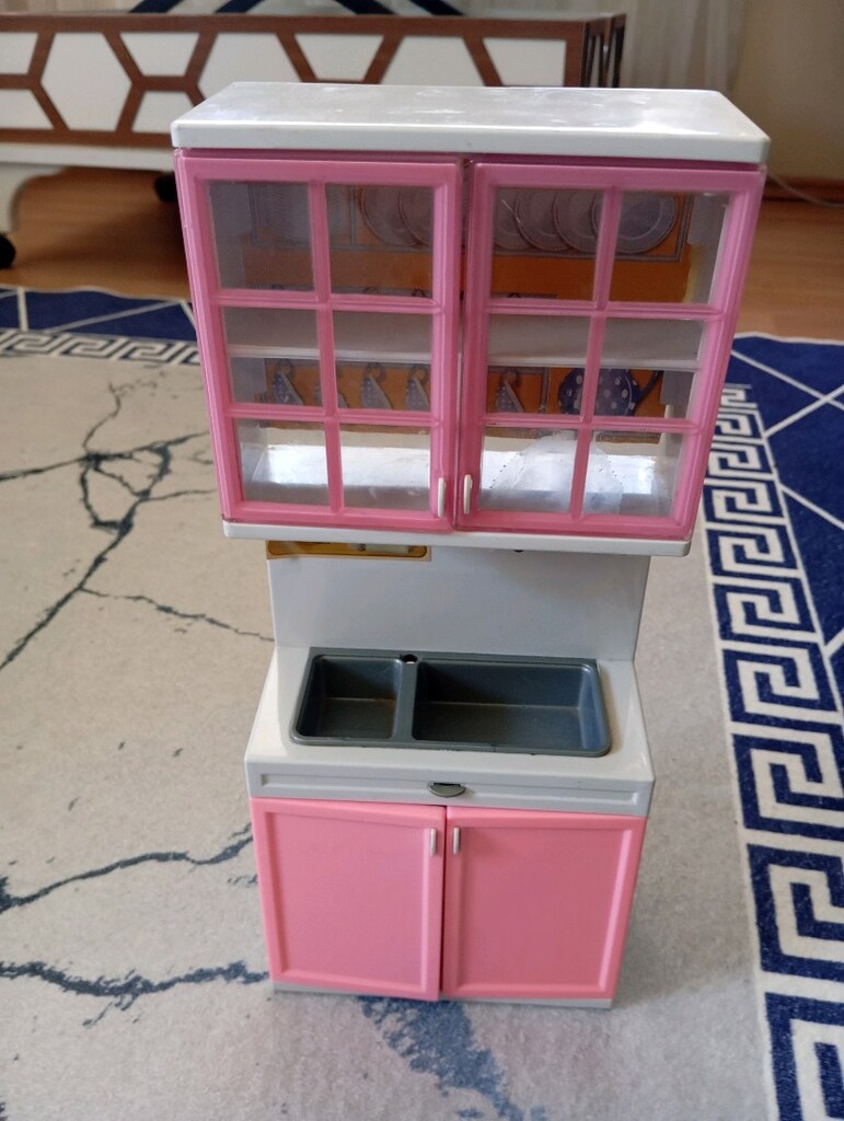 Barbie evi - 5