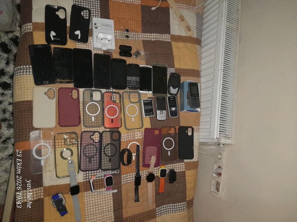telefonlar , kılıflar , aksesuarlar ve sıfır airpods - 2