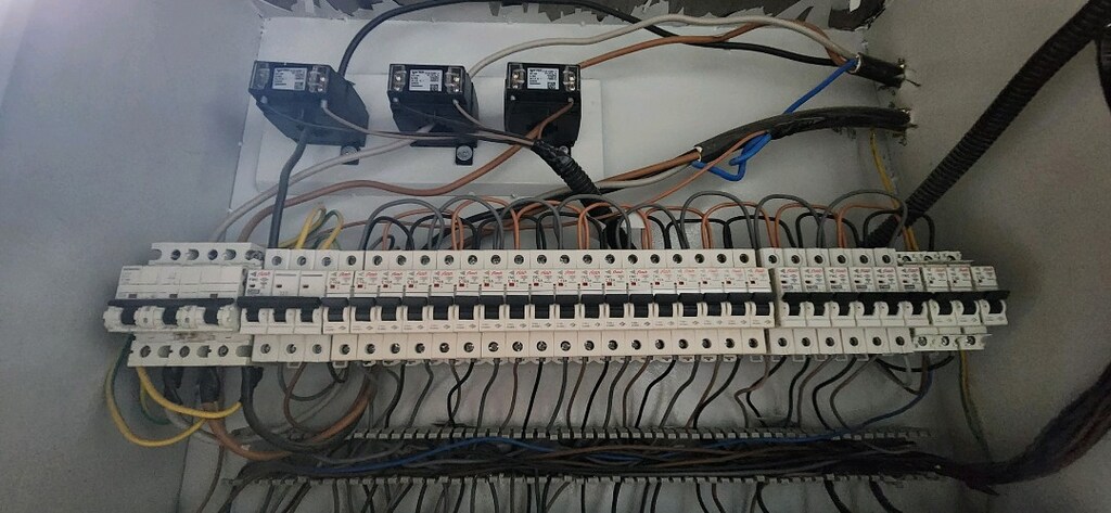 ELETTİRİK PANOSU KOMPOZİT PANO - 4