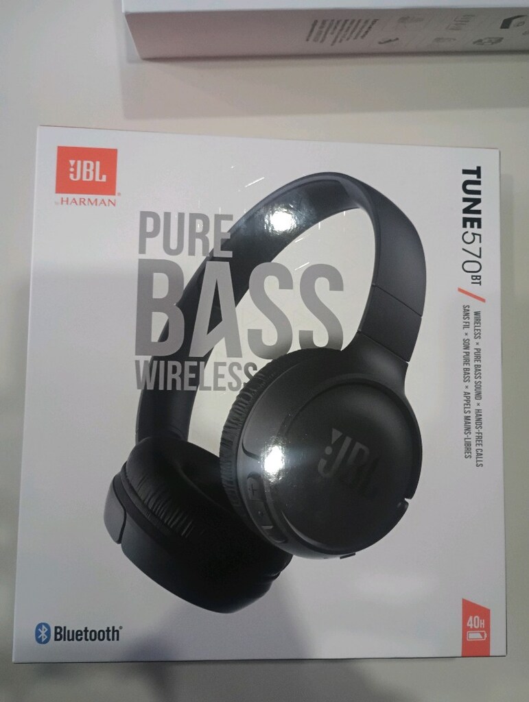 JBL TUNE 570BT - 3