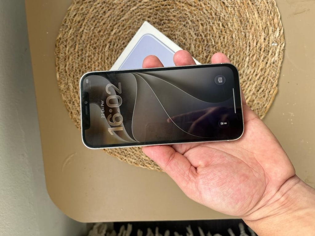 İPHONE 12 PRO - 8