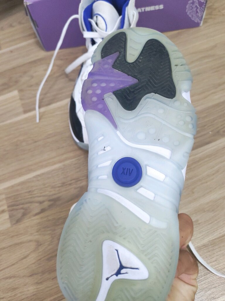 Nike Air Jordan - 3