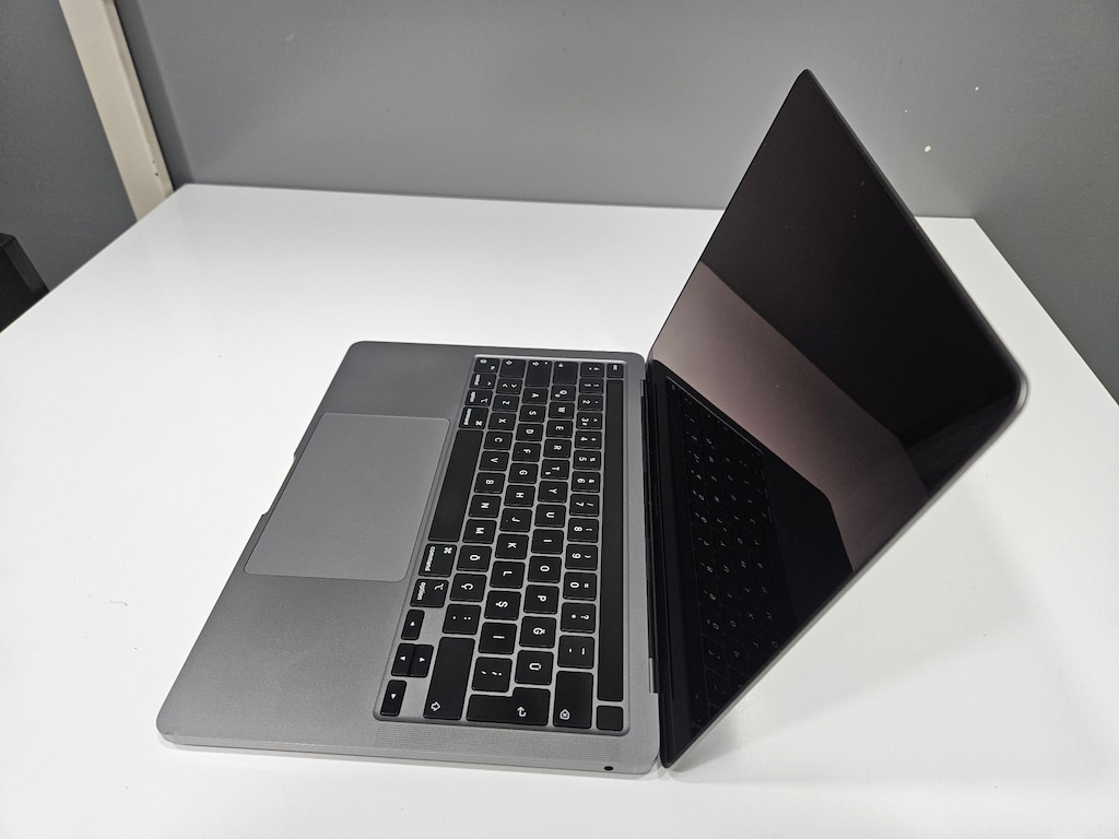 MACBOOK PRO M2 + TOUCHBAR-PİL SAĞLIĞI %90 +16 GB RAM - 4